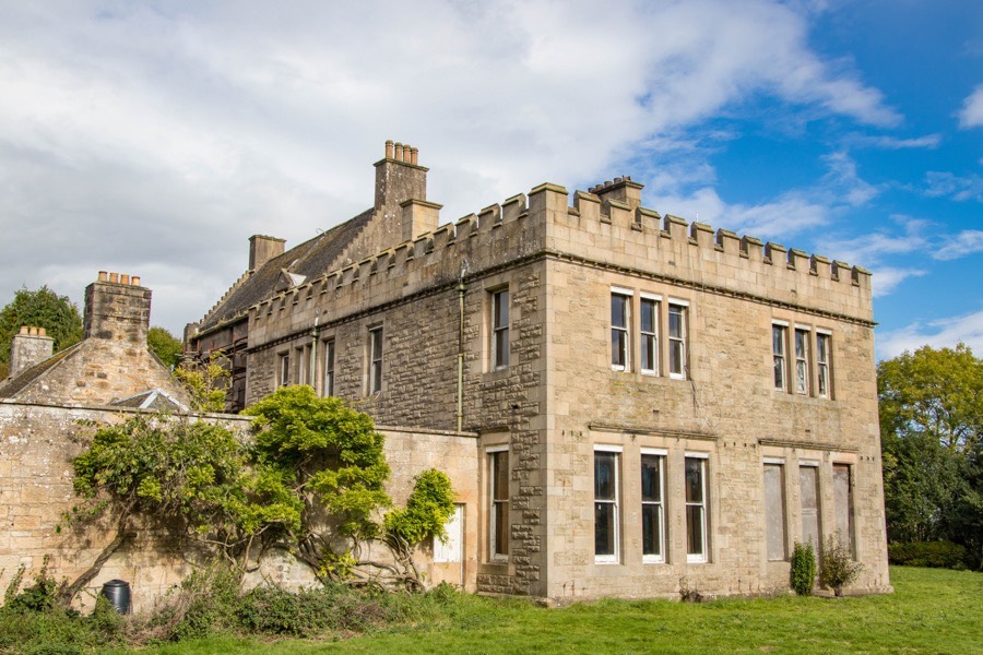 Bannockburn House Castle in St Ninians, Stirlingshire Stravaiging